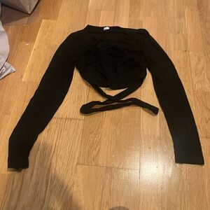 Black long sleeve going out top